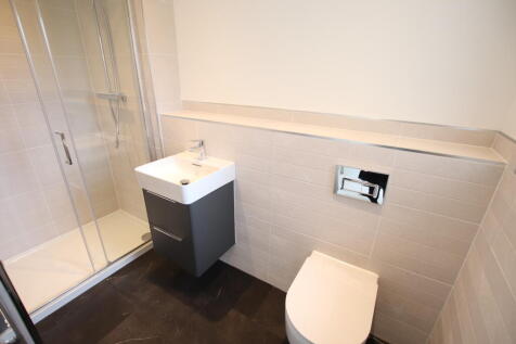 Bedroom 2 Ensuite