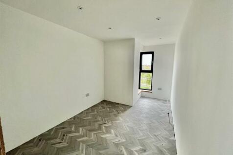 PENTHOUSE 9.jpg