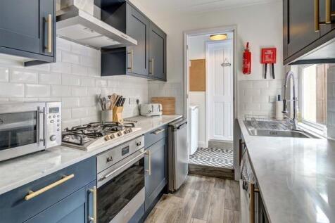 thumbnail_Kitchen - Port Rd.jpg