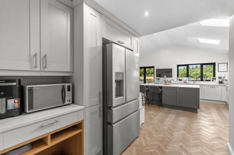 18TaverhamRoad-010.jpg