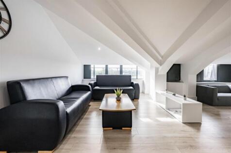 196 Sentinel House-2.jpg