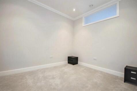 2OXOoyjErU2yyxUtsejqsg (1).jpg