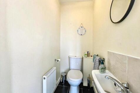 eR_EE84sx02VU4Cws1Z3dQ (1).jpg