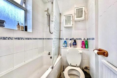 vudUMeHxn0GtElQTbh8dFg (1).jpg