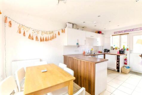 YnTgSIpJPEeAxV4BsCUM4g (1).jpg