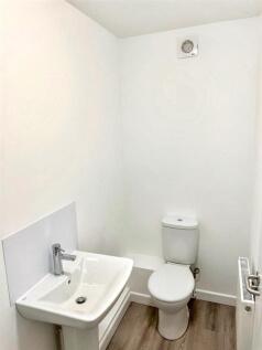 YuMrKSnqM0KNntlvscWsLQ (1).jpg