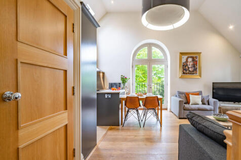 SAP_Langham_Lobst...