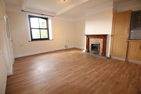 LOUNGE &amp; KITCHEN AREA