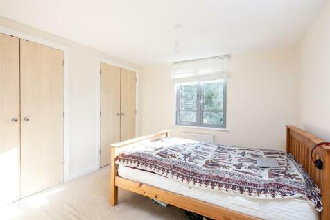 5 Wallace Place. -2.jpg