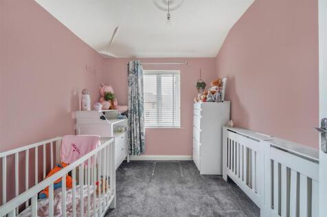 Bedroom .jpg