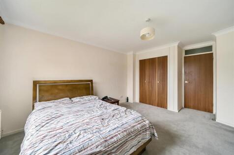 Bedroom 2.jpg