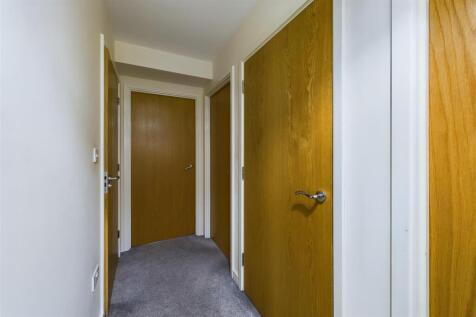 Flat 9, 3 Norfolk Heights, Norfolk Avenue, St Paul