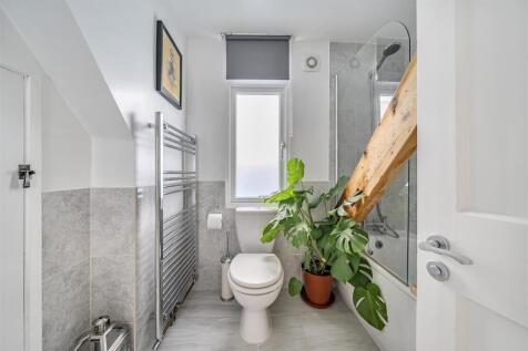 Bathroom .jpg