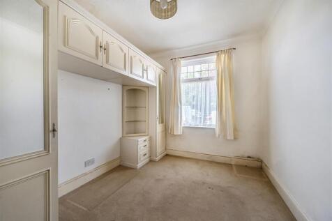 Bedroom 2.jpg