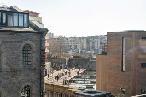 Apartment 15 New Retort House-Balcony view.jpg