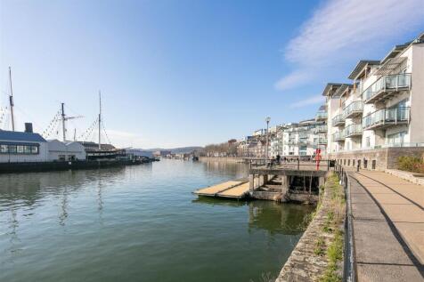 Apartment 15 New Retort House-River view.jpg