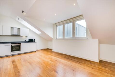 Reception/Kitchen