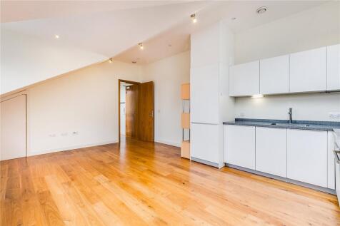 Reception/Kitchen