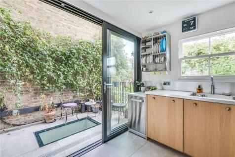 Kitchen/Patio