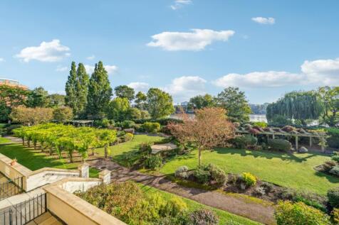 Balcony River View