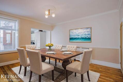 IMG_7714 - Dining Room - Standard - 7.jpg