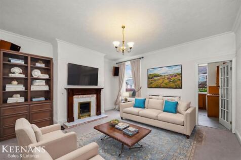 DSC05502 - Living Room - Standard - 5.jpg