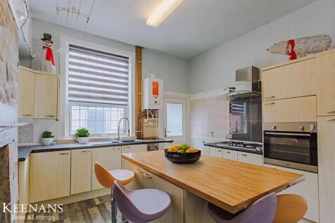 IMG_7672 - Kitchen - Standard - 1.jpg