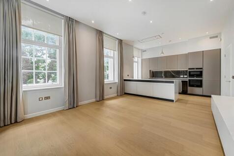 Reception/Kitchen