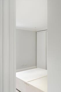 property in Kings Road, 
Chelsea, SW3