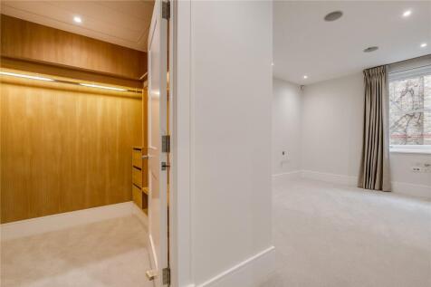 Bedroom Entrance