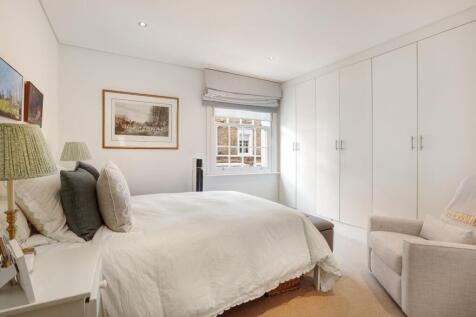 property in First Street, 
Chelsea, SW3