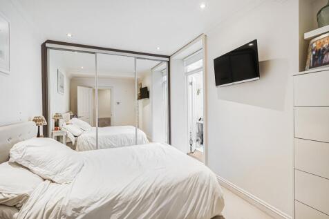property in Finborough Road, 
Chelsea Village, SW10