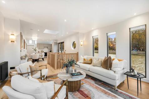 property in Cadogan Pier, 
Chelsea Embankment, SW3