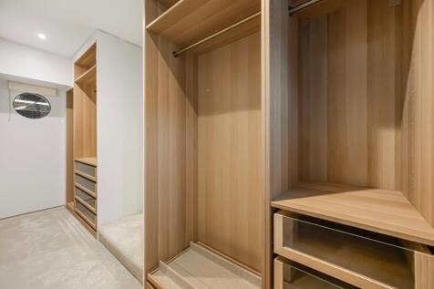 property in Cadogan Pier, 
Chelsea Embankment, SW3