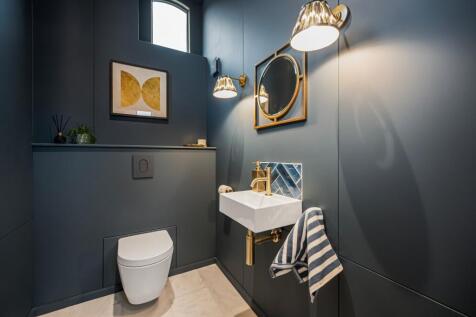 property in Cadogan Pier, 
Chelsea Embankment, SW3