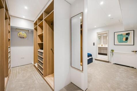 property in Cadogan Pier, 
Chelsea Embankment, SW3
