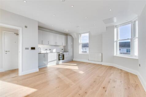 Reception/Kitchen