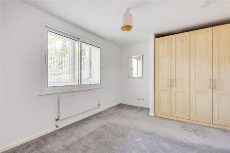 Kew Bridge Court