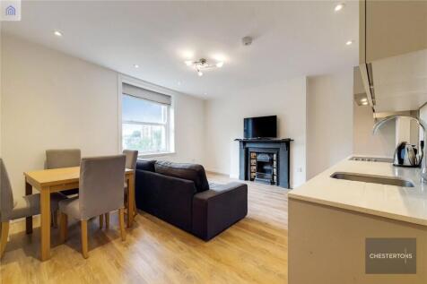 Kitchen / Reception
