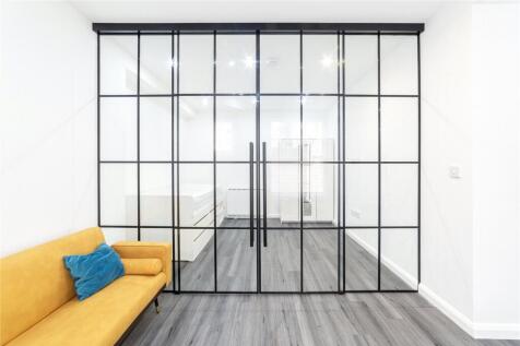 Reception Bedroom