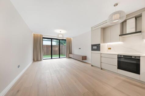 Reception/Kitchen