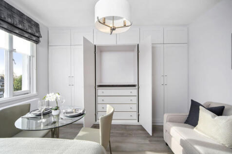 Reception Bedroom
