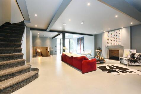 property in Pembroke Gardens, 
Kensington, W8