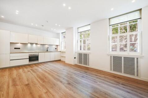 Reception/Kitchen