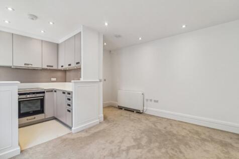 Kitchen/ Reception