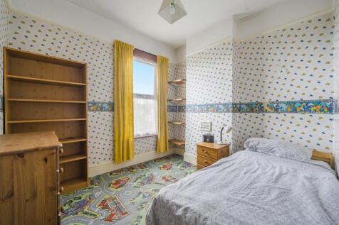 Bedroom 3.jpg