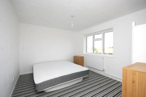 Bedroom 1.jpg