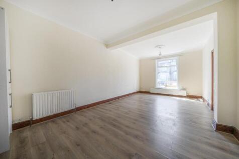 lounge2025.jpg