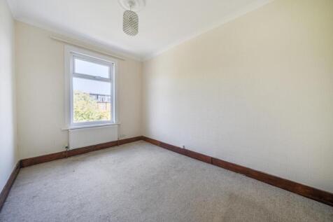 bedroom2-2025.jpg