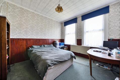 Bedroom 4.jpg